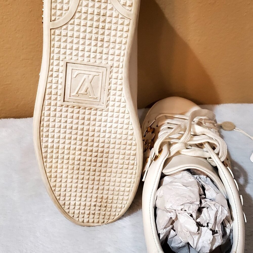 LV shoes - Picture 3 of 6